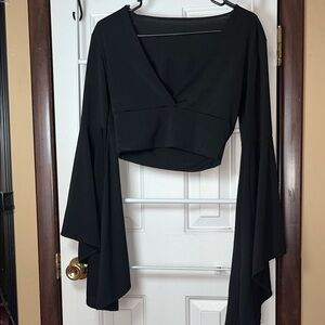 Black Bell Sleeve Crop Top